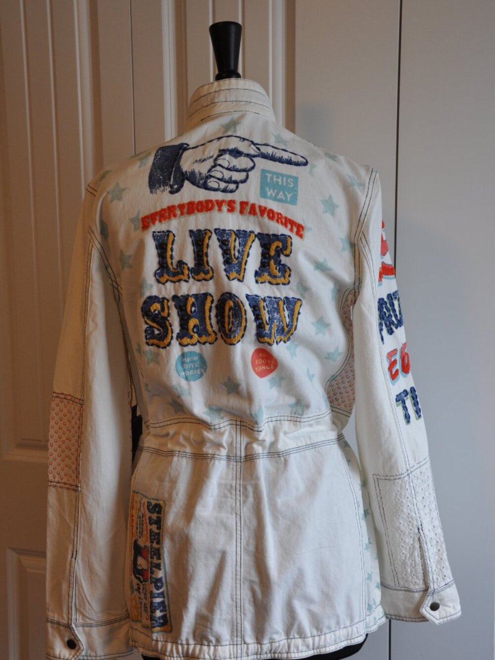 Double D Ranchwear Jacket - Picture 2 of 11